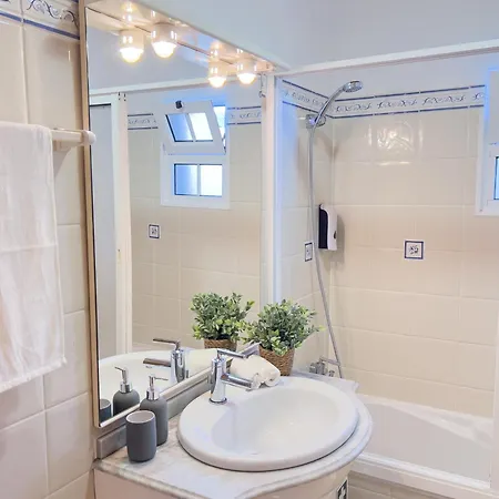 Calheta Bay View House - Family And Group * Arco da Calheta (Madeira)