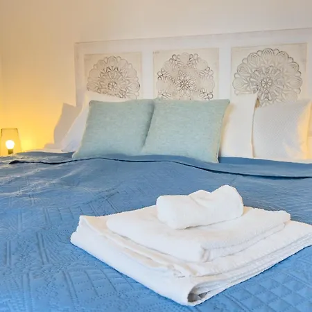 Дом отдыха Calheta Bay View House - Family And Group Арку-да-Кальета