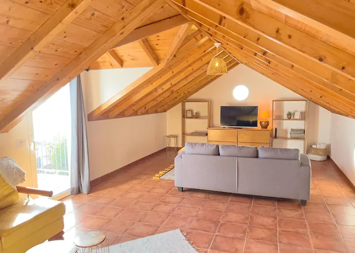 Calheta Bay View House - Family And Group * Arco da Calheta (Madeira)