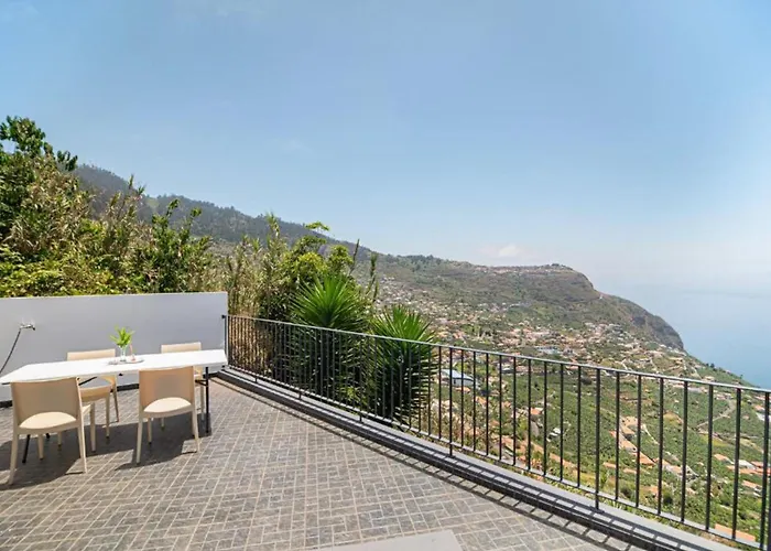 Calheta Bay View House - Family And Group * Arco da Calheta (Madeira)