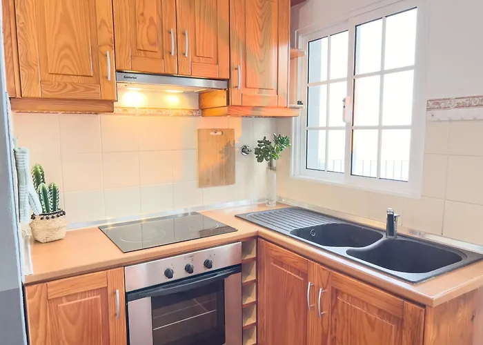 Calheta Bay View House - Family And Group Holiday home Arco da Calheta (Madeira)