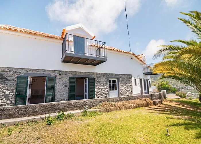 Calheta Bay View House - Family And Group Holiday home