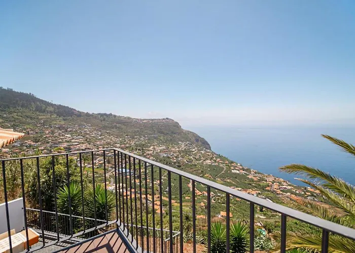 Calheta Bay View House - Family And Group * Arco da Calheta (Madeira)