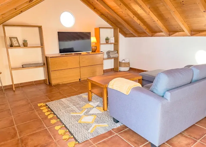 Calheta Bay View House - Family And Group Holiday home Arco da Calheta (Madeira)